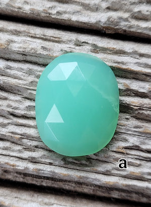 Open image in slideshow, Chrysoprase twig ring
