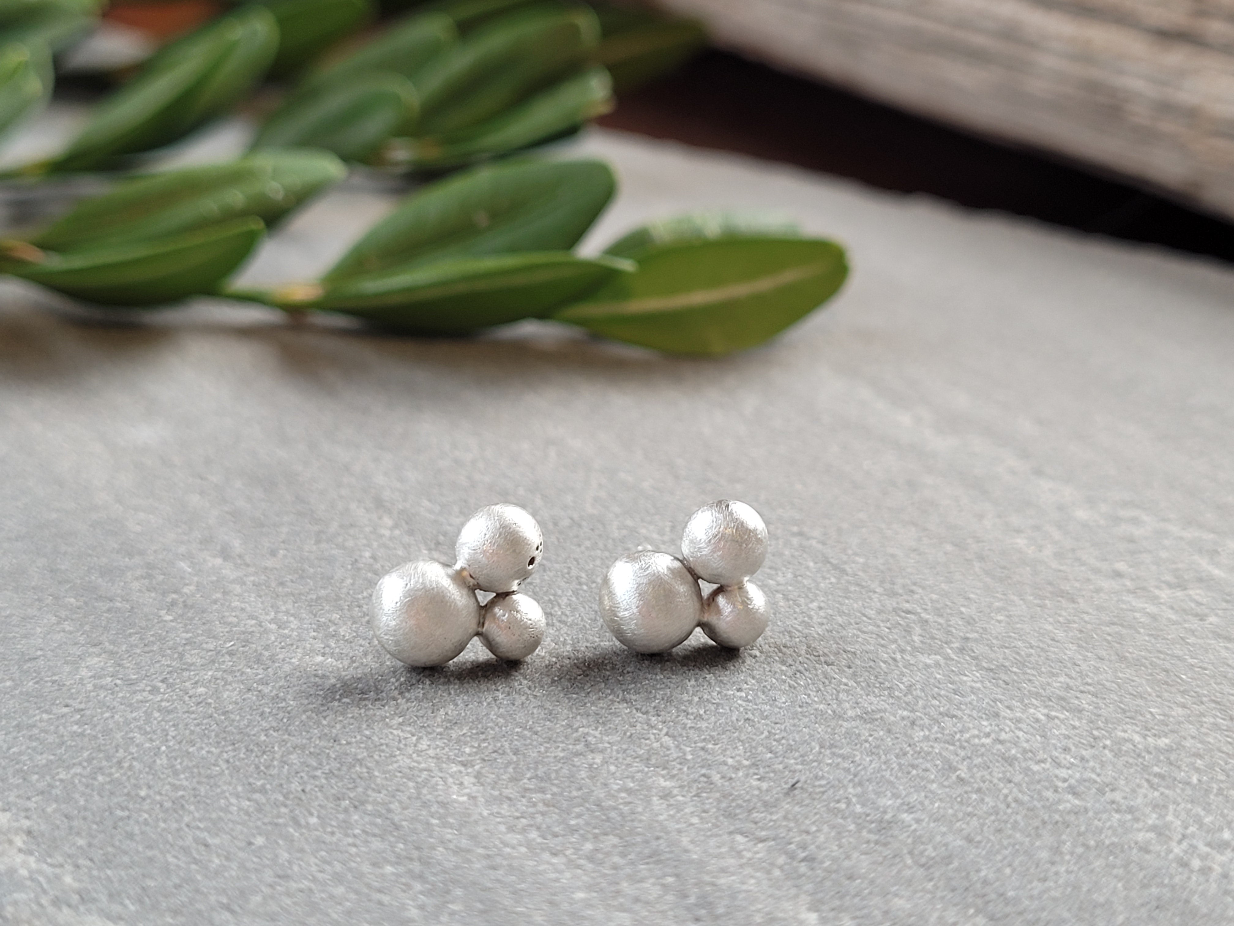 3 pebble studs in Sterling Silver