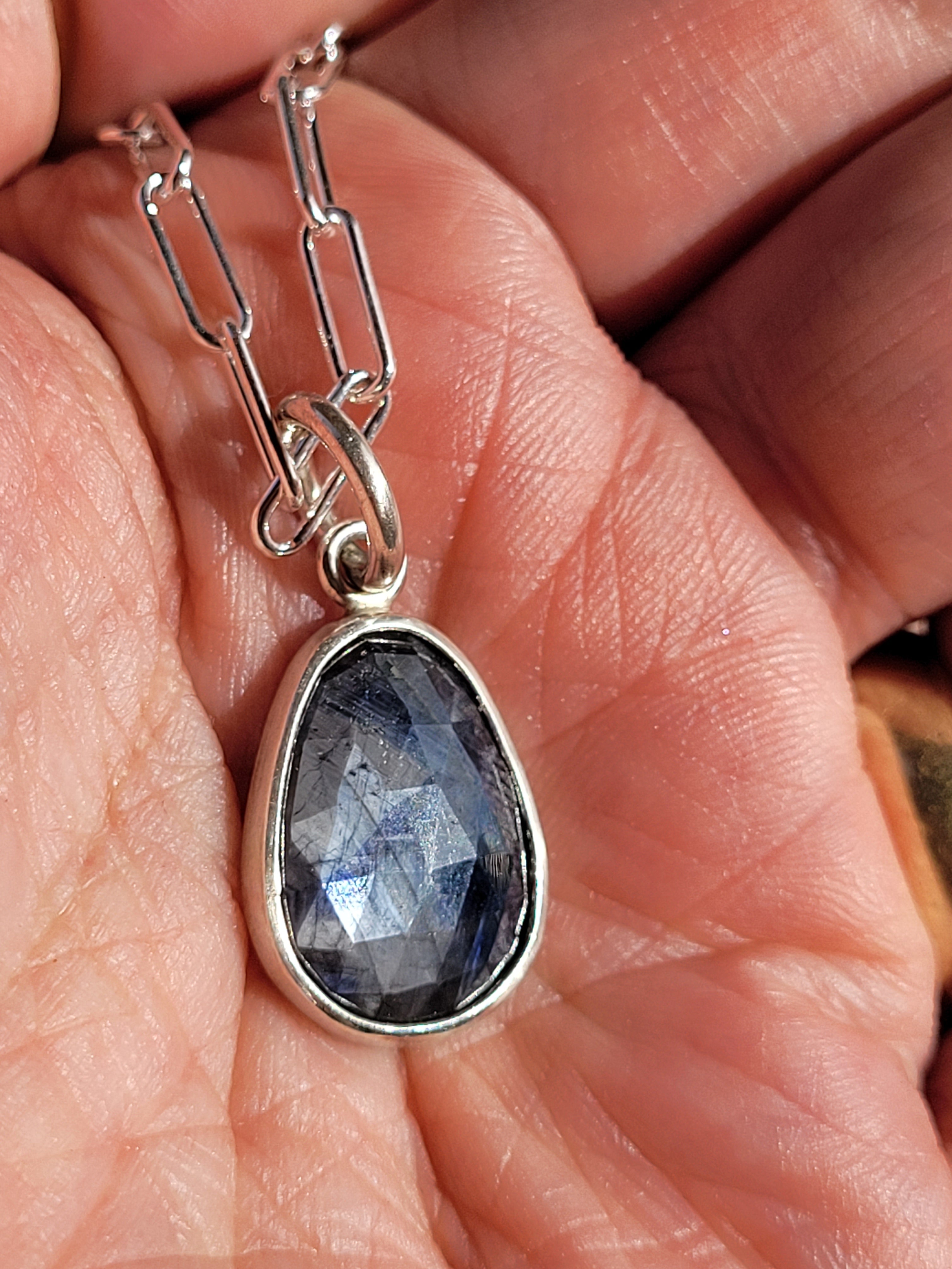 Blue/gray teardrop Sapphire pendant