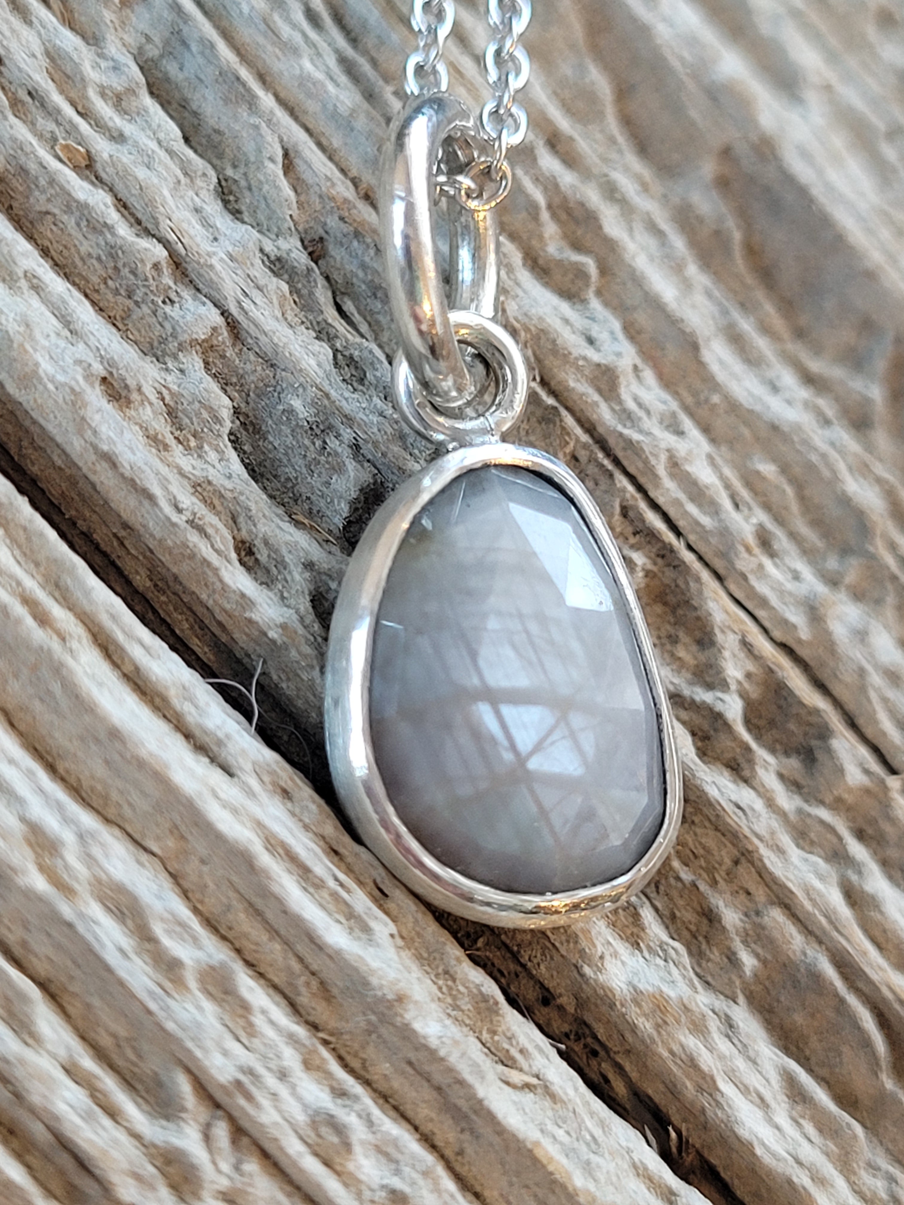 Silver gray teardrop Sapphire pendant